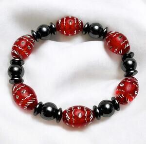 Vintage Red/Silver Lampwork Glass Beads & Magnetic Hematite Stretch Bracelet-NEW